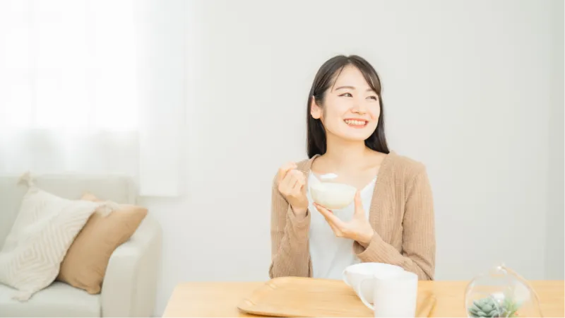 ダイエットする女性(2)