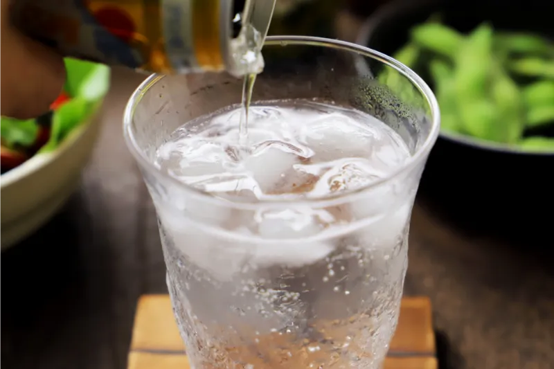 太る原因になりにくいお酒第4位缶チューハイ（レモン風味）の画像